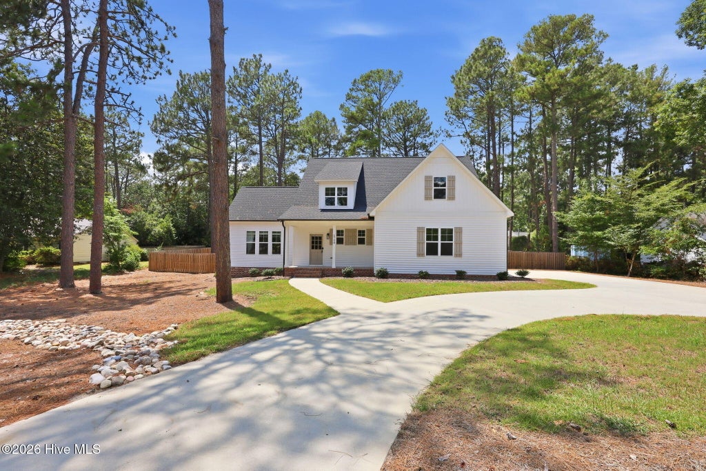 Photo of 1750 E Indiana Avenue, Southern Pines, NC 28387 (MLS # 100587334)