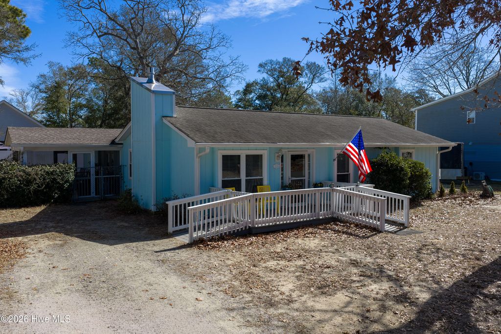 Photo of 114 NW 16th Street, Oak Island, NC 28465 (MLS # 100557025)