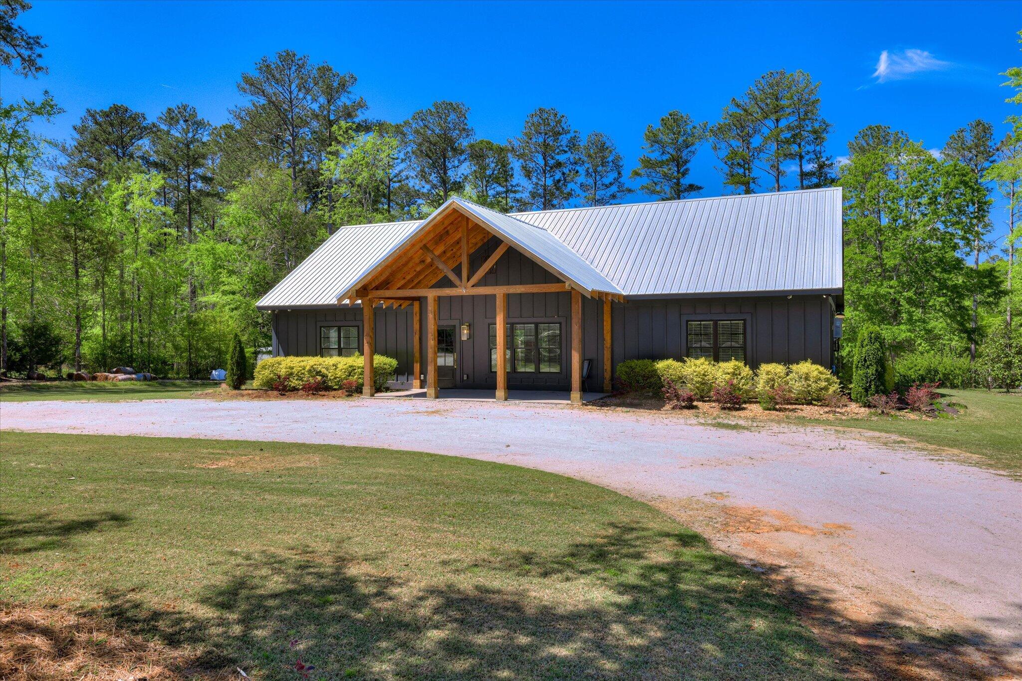 1140 Lake Drive