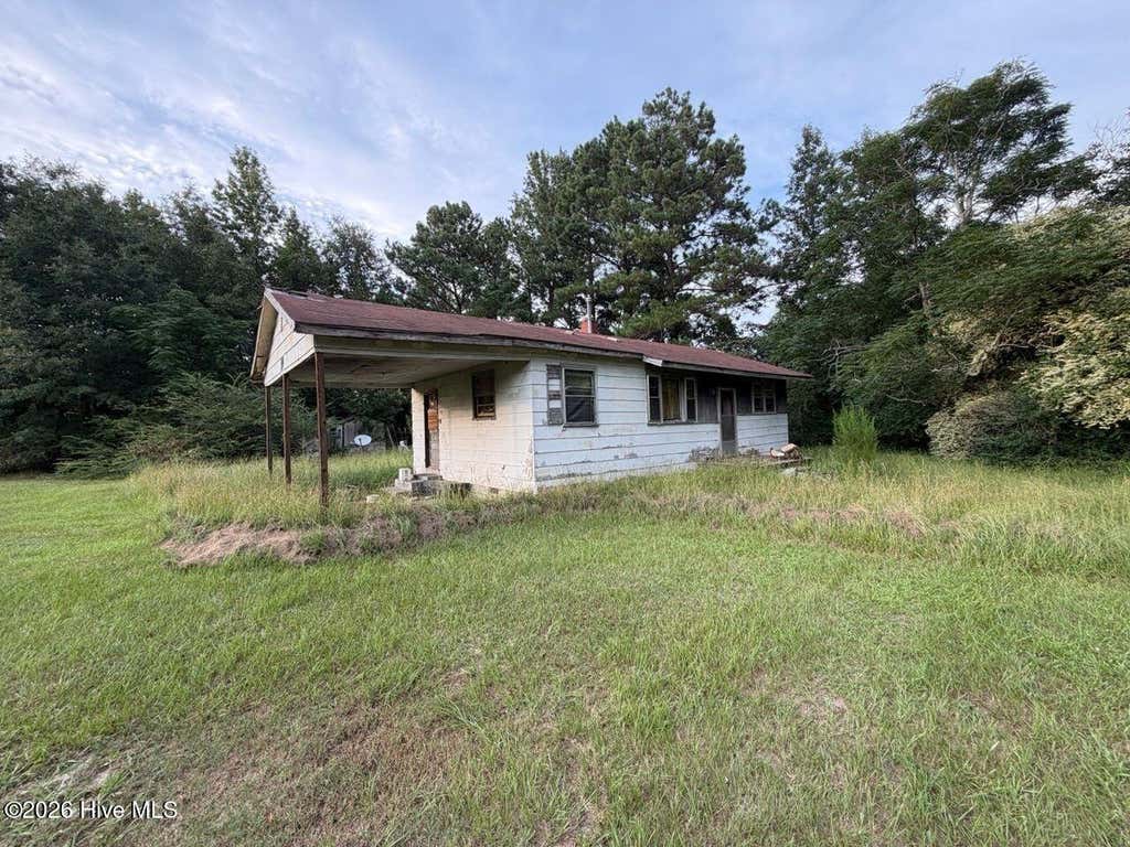 Photo of 157 Mystic Lane, Raeford, NC 28376 (MLS # 100597971)