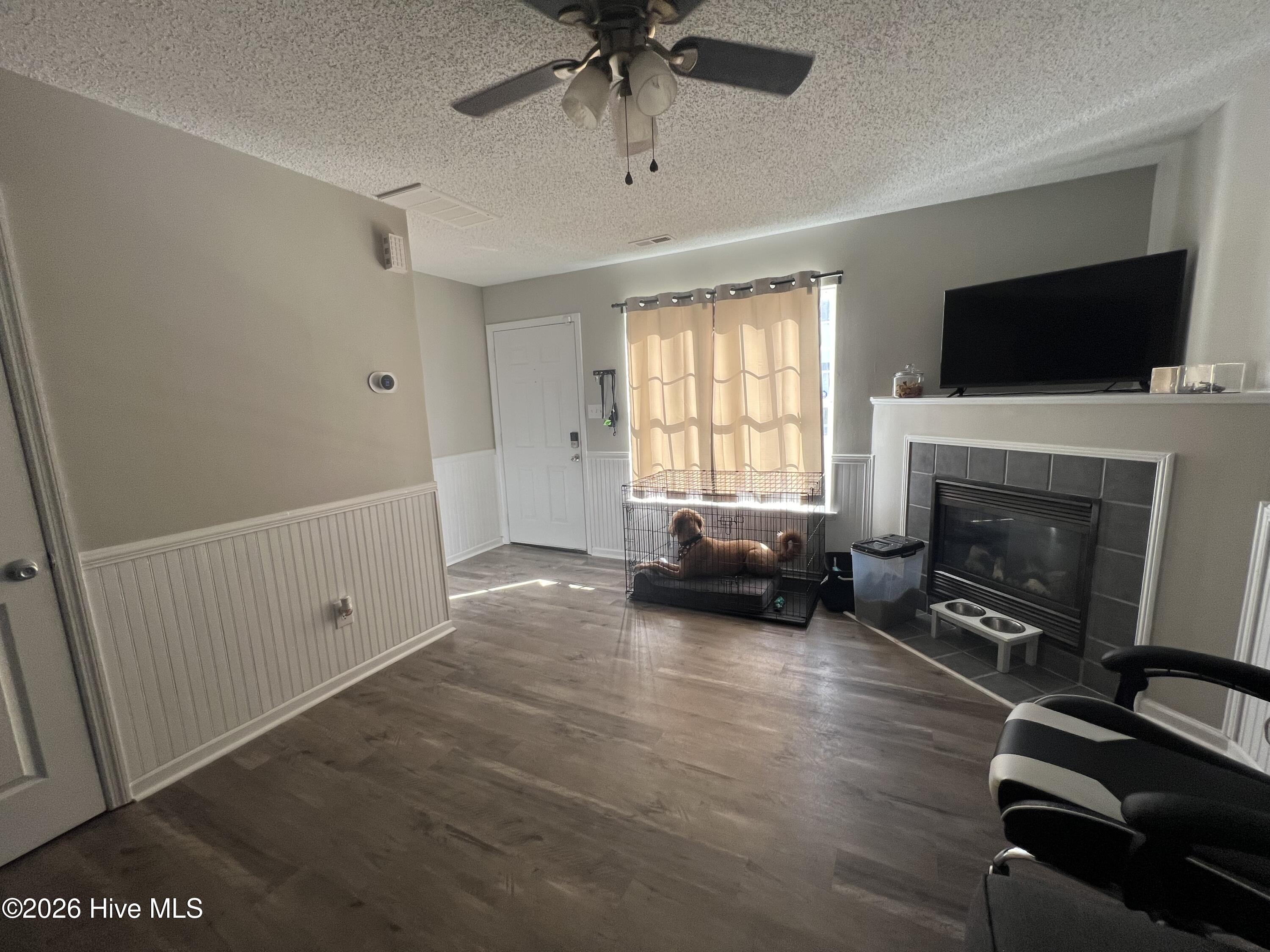 205 Meadowbrook Lane
