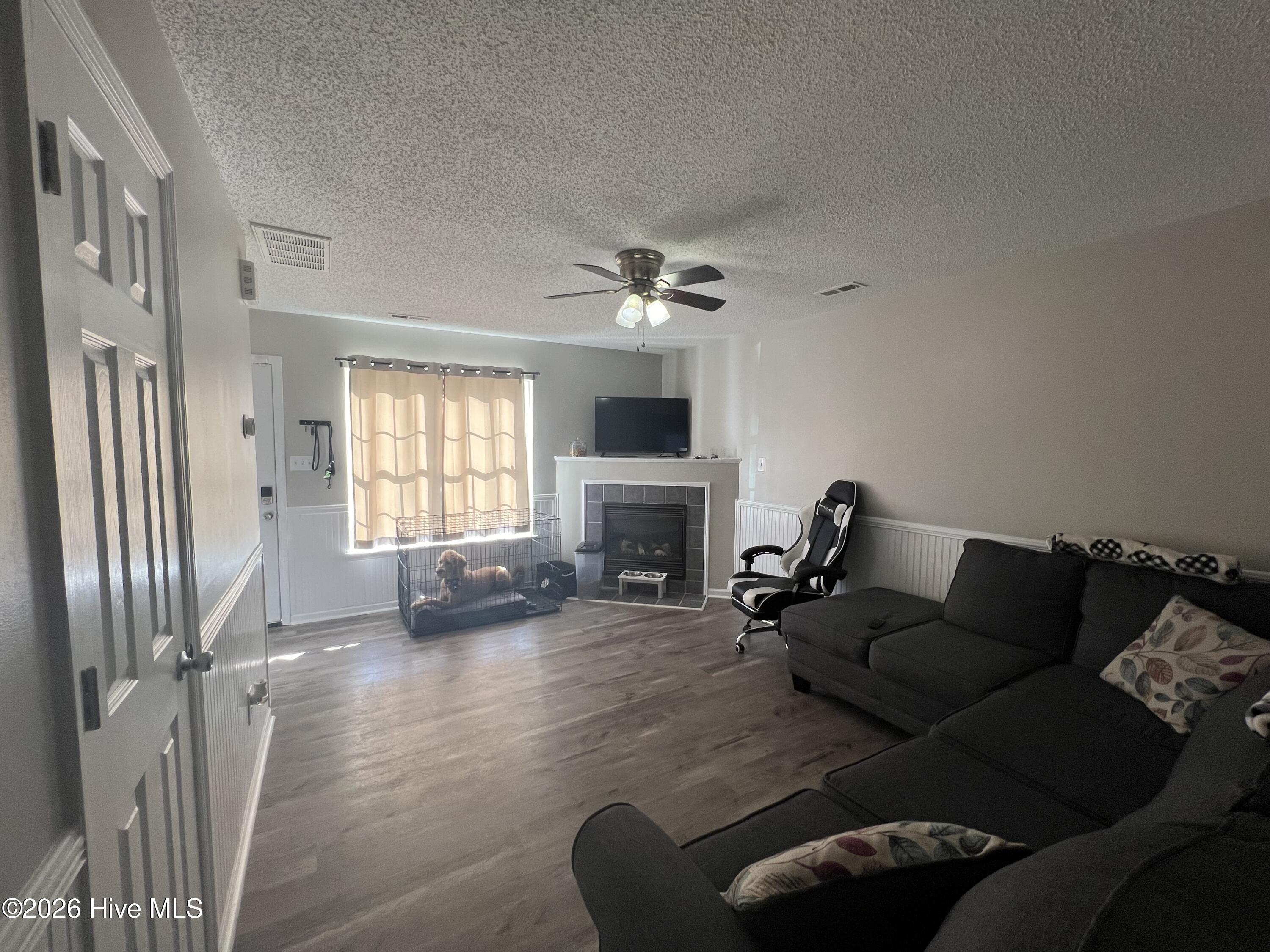 205 Meadowbrook Lane