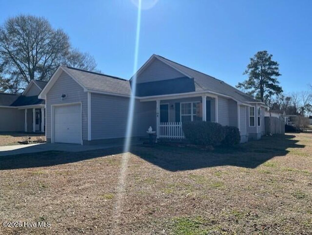 Photo of 707 Fifth Street, Maysville, NC 28555 (MLS # 100554214)