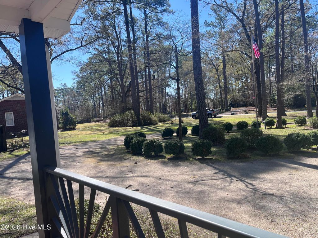 Photo of 5312 Trent Woods Drive, Trent Woods, NC 28562 (MLS # 100560884)