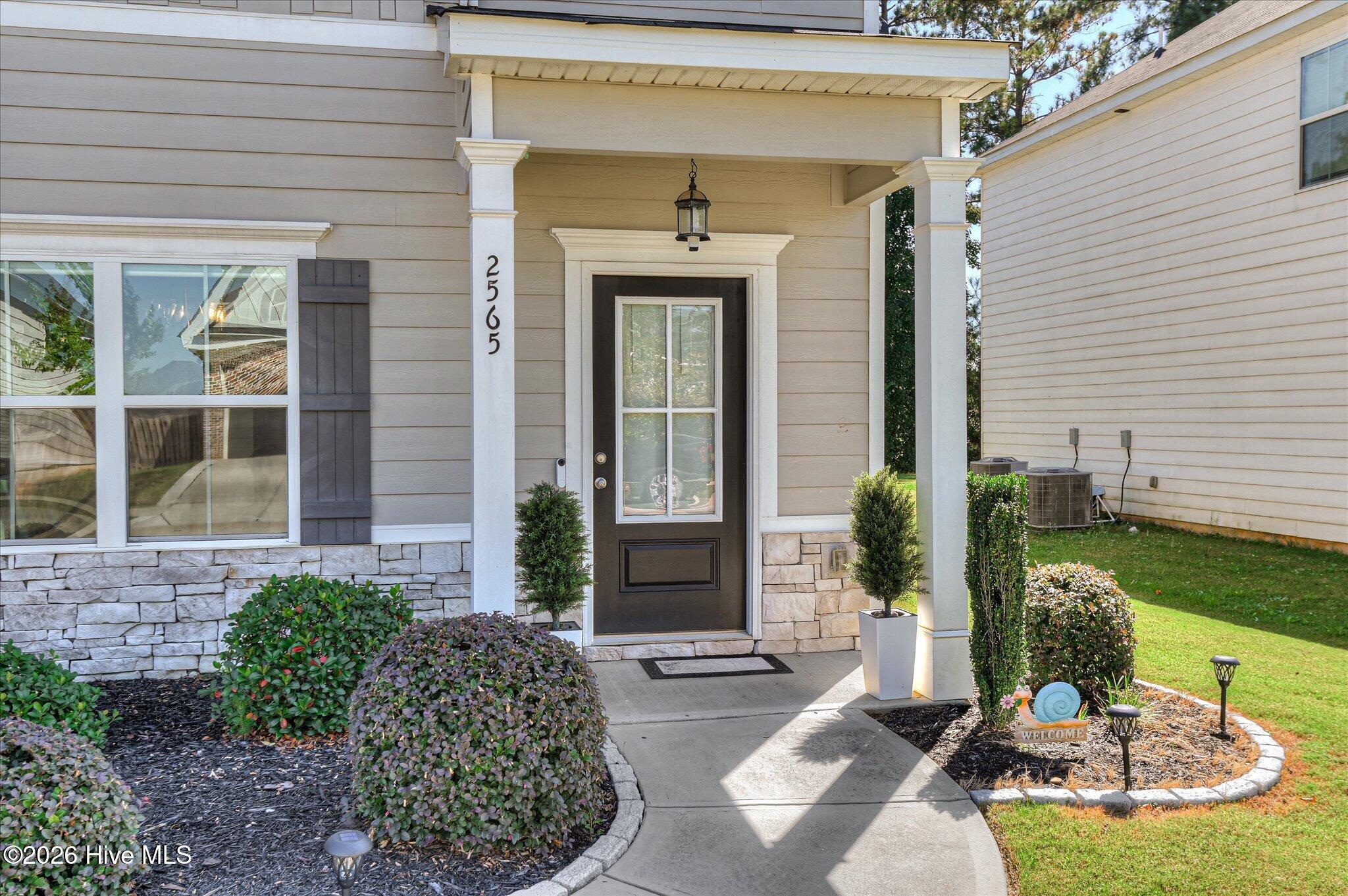 2565 Traverse Trail