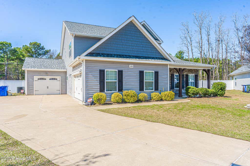 Photo of 2620 Highpoint Court, Fayetteville, NC 28304 (MLS # 100593870)