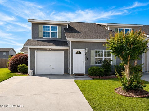 Townhouse For Sale - 196 Jessie Circle<br/> Hubert, NC 28539