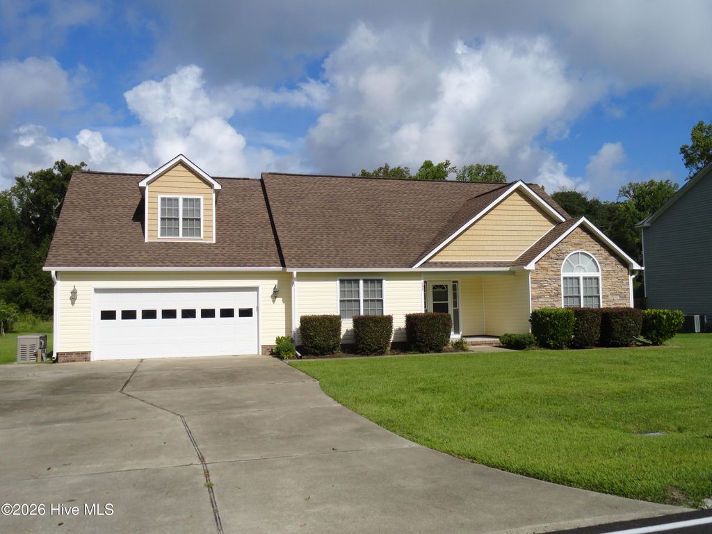 Photo of 382 Carolina Pines Boulevard, New Bern, NC 28560 (MLS # 100557924)
