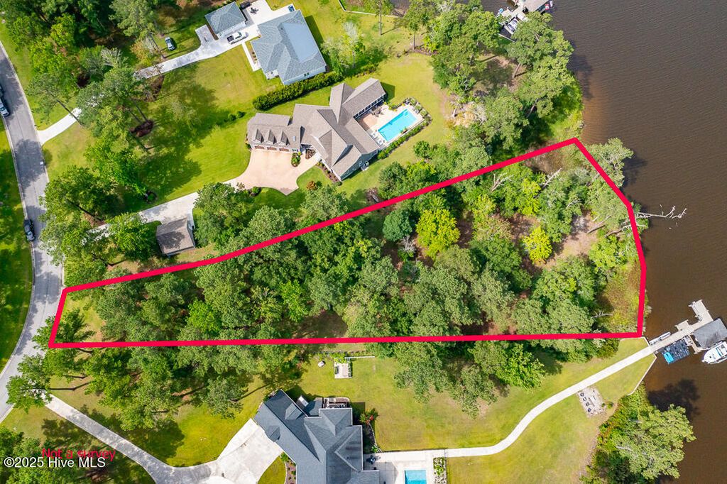 Photo of 310 Southern Plantation Drive S, Oriental, NC 28571 (MLS # 100498348)