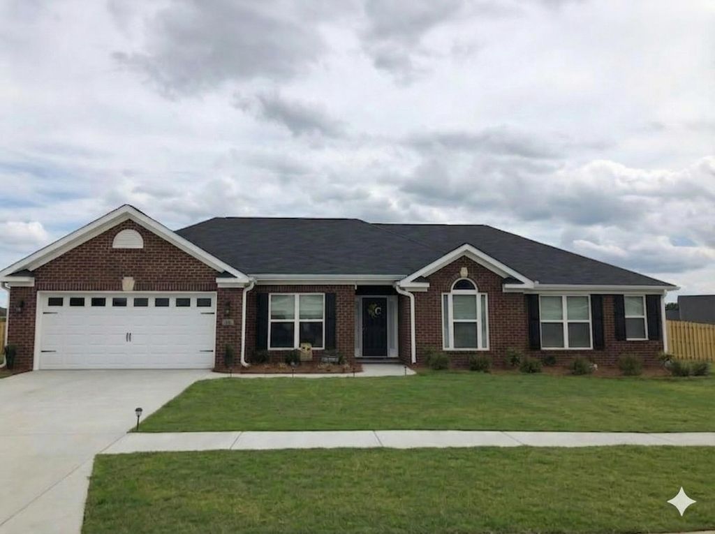 Photo of 220 Ducal Street, Augusta, GA 30909 (MLS # 553684)