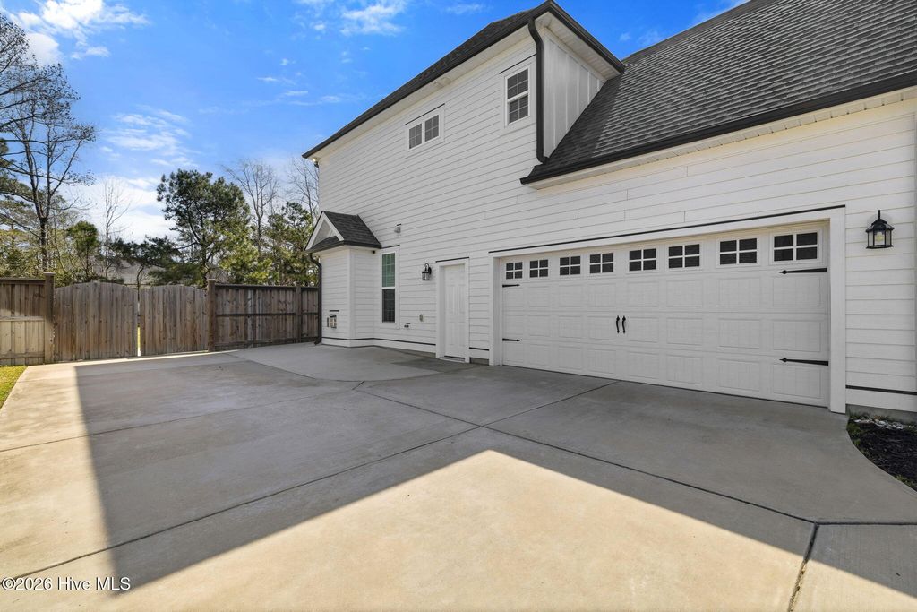 Photo of 166 Camden Trail, Hampstead, NC 28443 (MLS # 100560908)