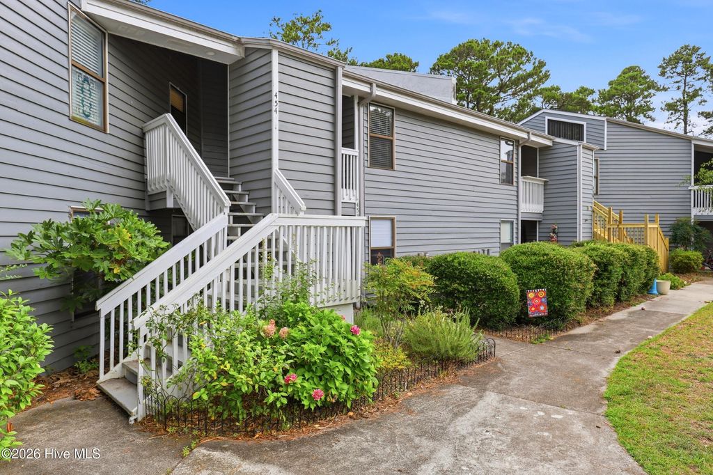 Photo of 718 Azalea Drive #454, Hampstead, NC 28443 (MLS # 100583983)