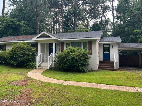 Homes For Rent - 510 W Rhode Island Avenue<br/> Southern Pines, NC 28387
