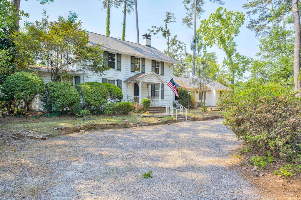 Photo of 3012 Walton Way, Augusta, GA 30909 (MLS # 555184)