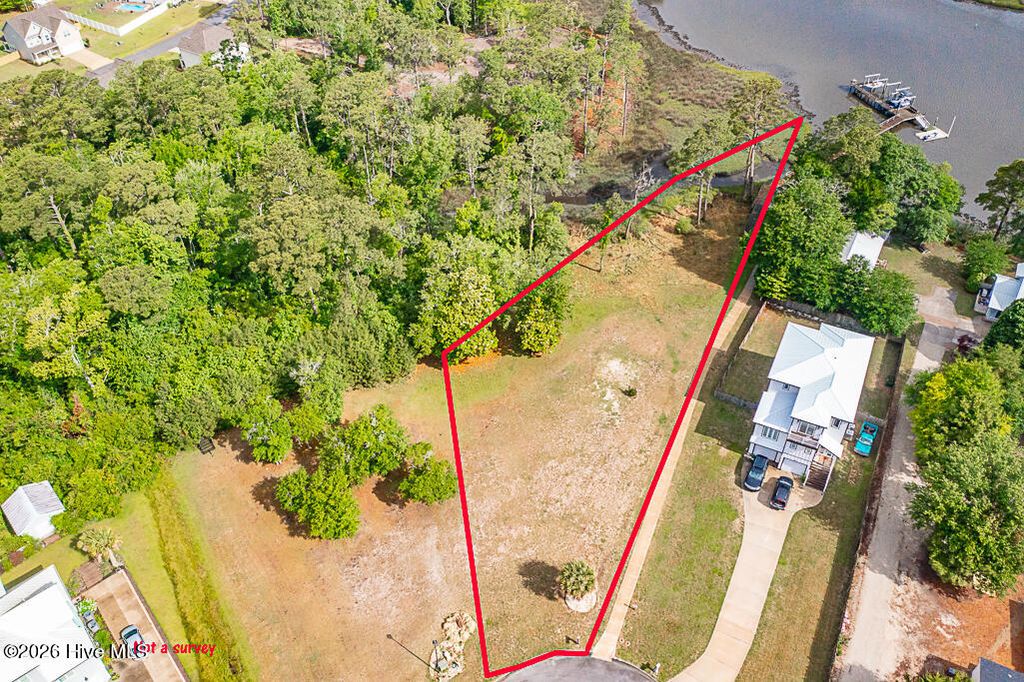 Photo of 113 Key West Lane, Newport, NC 28570 (MLS # 100576343)