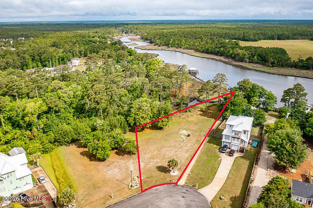 Photo of 113 Key West Lane, Newport, NC 28570 (MLS # 100576343)