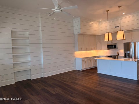 Condo For Rent - 801 Mulberry Street #214<br/> Carteret County, Beaufort, NC 28516