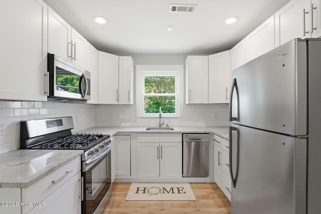 Photo of 906 Cedar Court, Aberdeen, NC 28315 (MLS # 100583835)