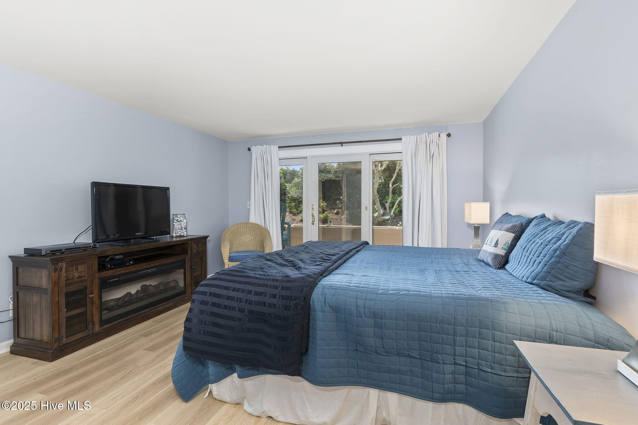 331 Salter Path Road 104 Beachwalk