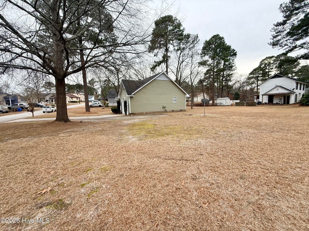 Photo of 683 Dowfield Drive, Fayetteville, NC 28311 (MLS # 100548339)