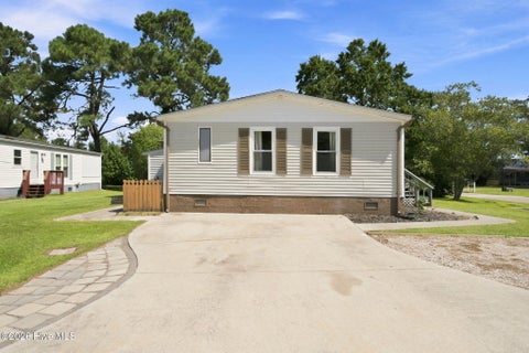 Tiny photo for 900 Lighthouse Court, Hampstead, NC 28443 (MLS # 100602418)