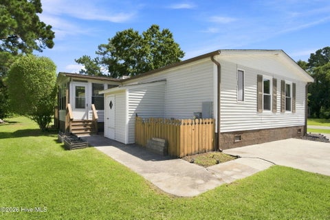 Tiny photo for 900 Lighthouse Court, Hampstead, NC 28443 (MLS # 100602418)