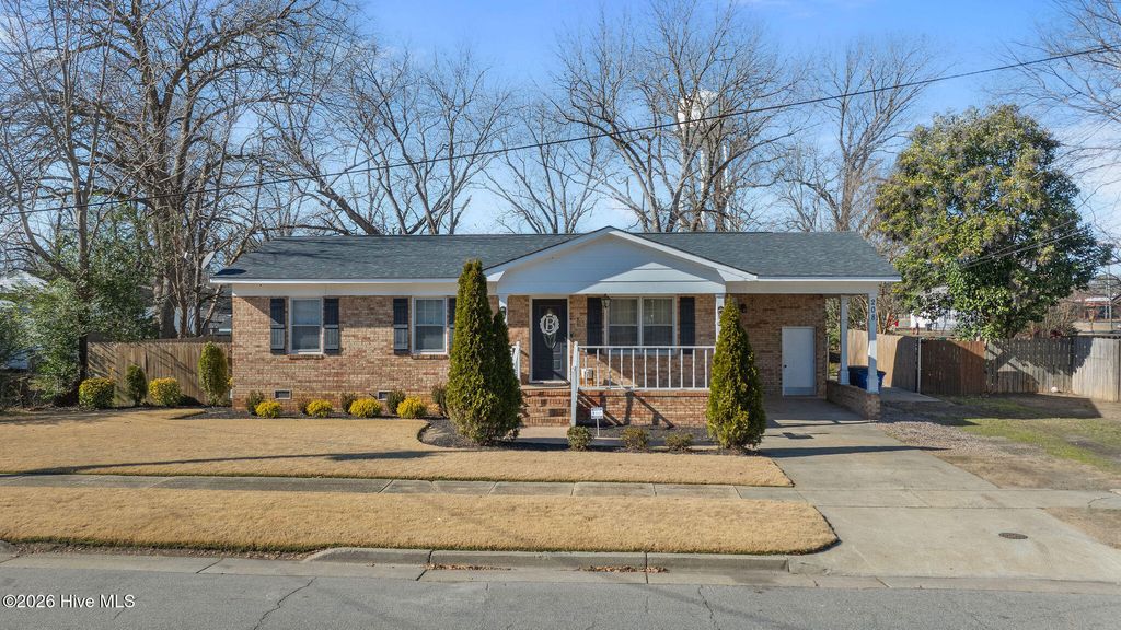 Photo of 208 S Webb Street, Selma, NC 27576 (MLS # 100549885)