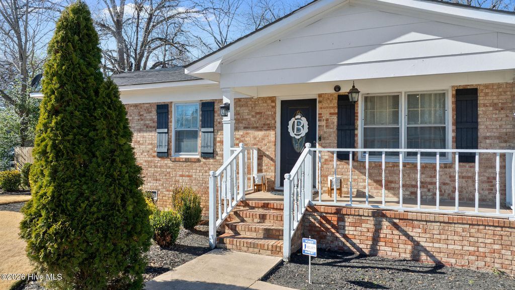 Photo of 208 S Webb Street, Selma, NC 27576 (MLS # 100549885)