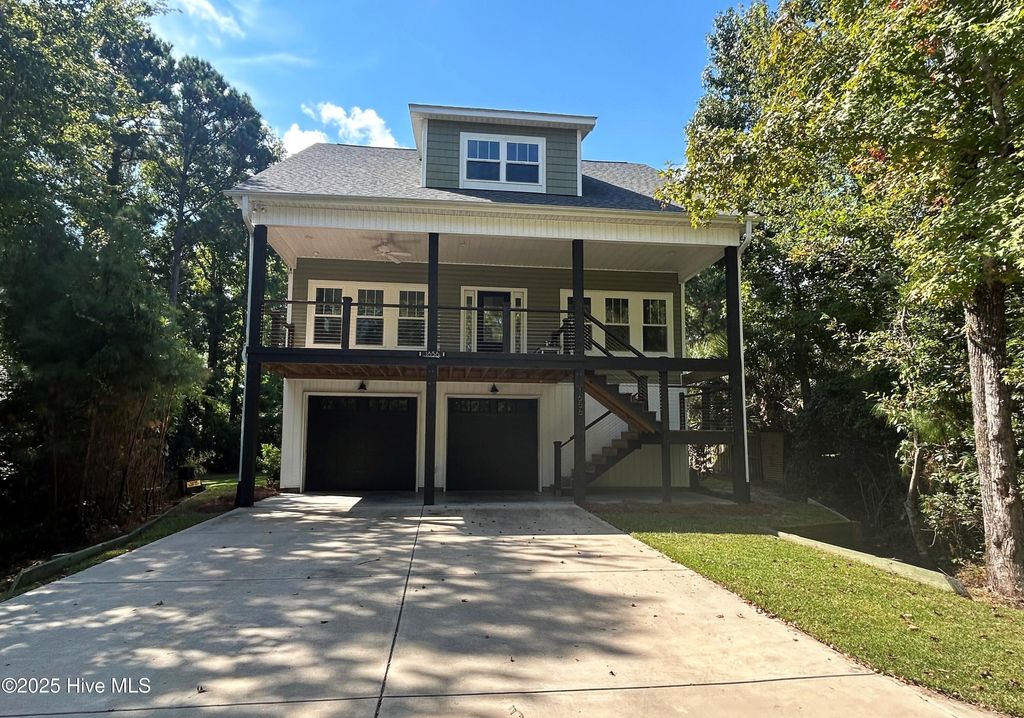 Photo of 1656 Tall Ships Lane, Wilmington, NC 28409 (MLS # 100541587)