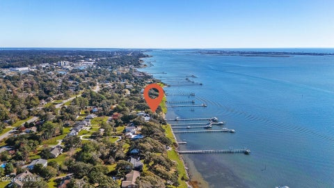 Homes For Sale - 5005 Holly Lane<br/> Carteret County, Morehead City, NC 28557