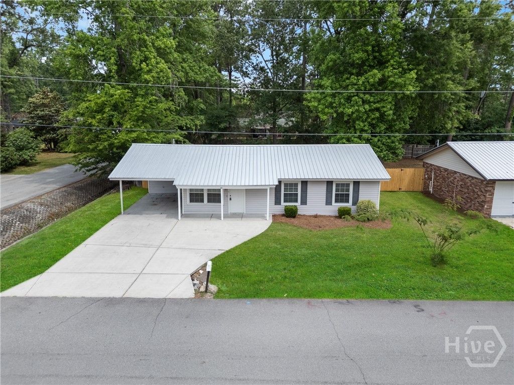 Photo of 322 W Whatley Street, Pooler, GA 31322 (MLS # SA355032)