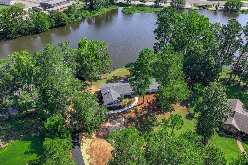 Photo of 118 Lake Bluff Drive, Waynesboro, GA 30830 (MLS # 551784)