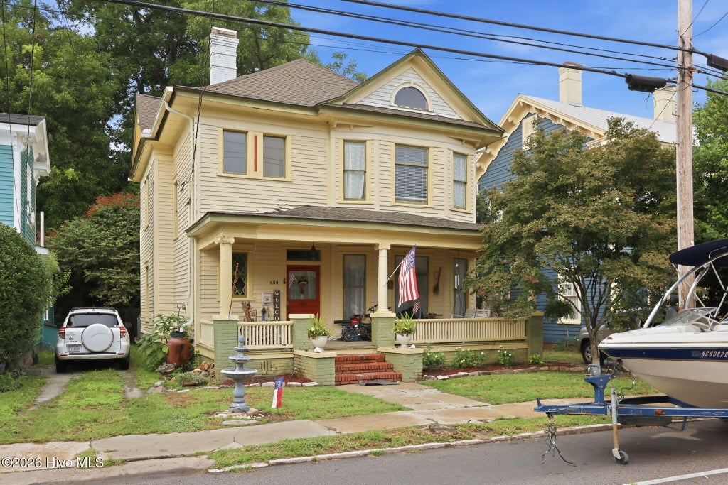 Photo of 604 W 2nd Street, Washington, NC 27889 (MLS # 100593726)