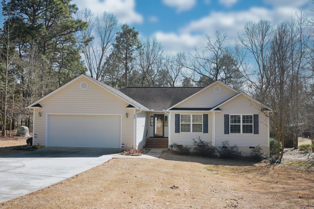Photo of 37 Summerset Court, Aiken, SC 29803 (MLS # 551381)