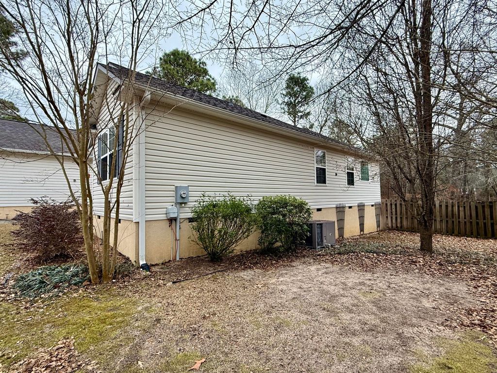 Photo of 37 Summerset Court, Aiken, SC 29803 (MLS # 551381)