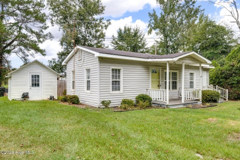 Homes For Sale - 115 E Murphy Street<br/> Duplin County, Wallace, NC 28466