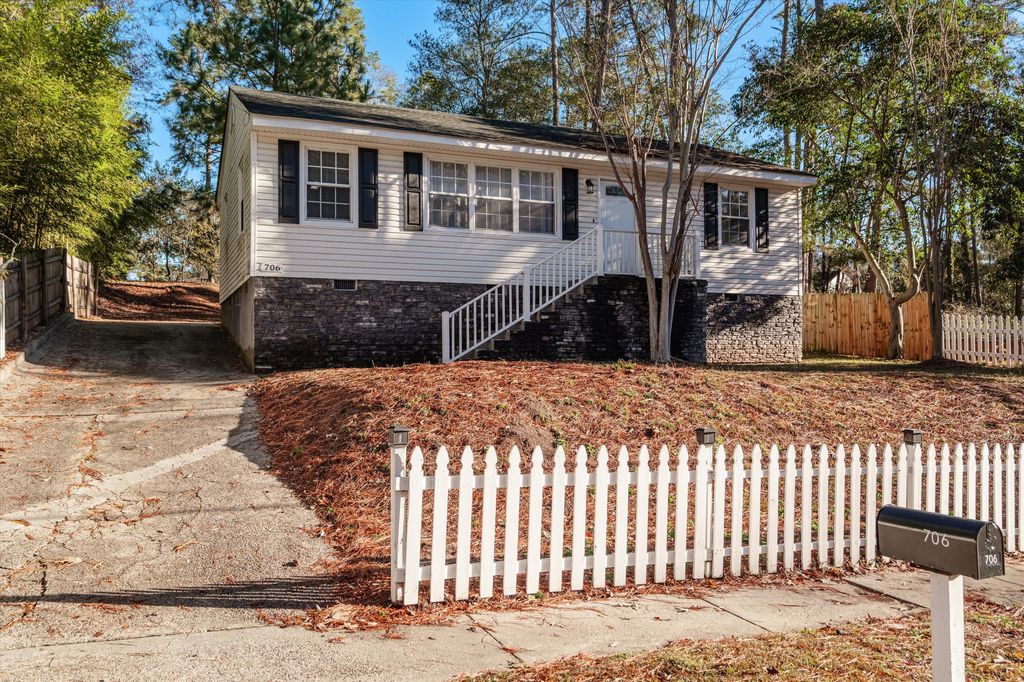 Photo of 706 Seymour Drive, North Augusta, SC 29841 (MLS # 550282)