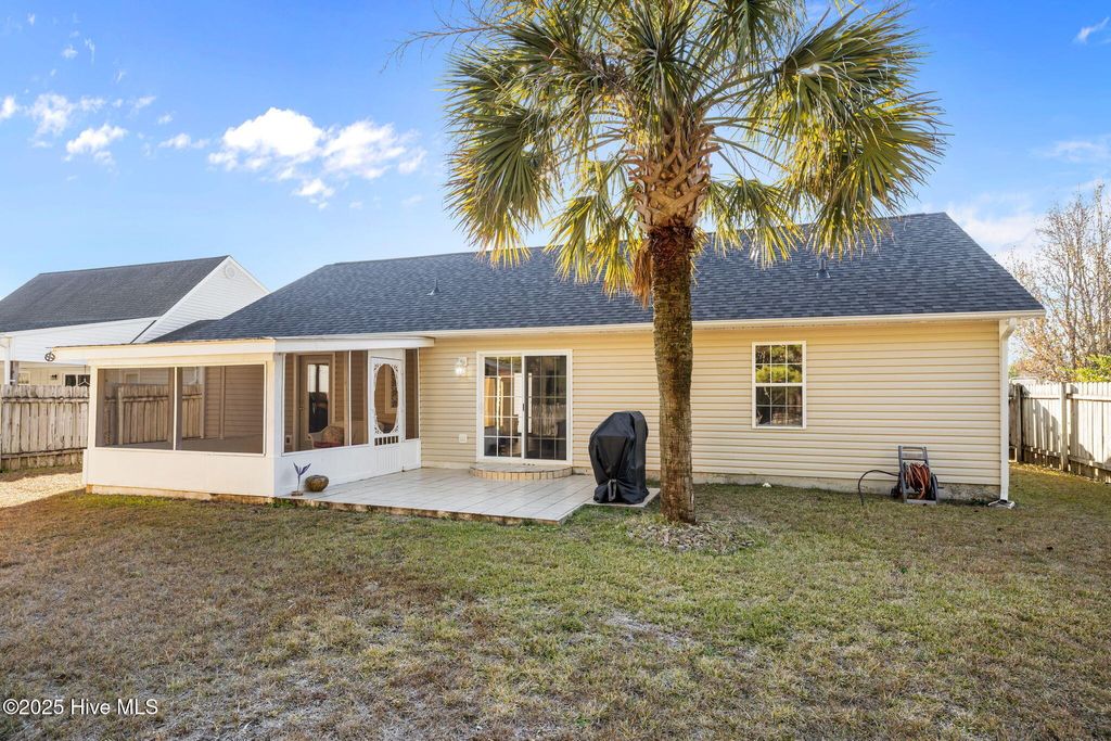 Photo of 332 Foxhall Road, Newport, NC 28570 (MLS # 100545357)
