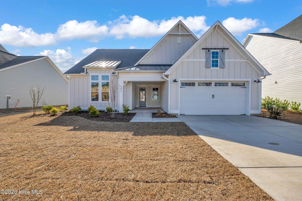 Photo of 542 Sailor Sky Way #396, Hampstead, NC 28443 (MLS # 100547388)