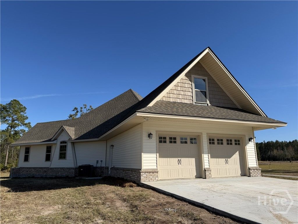 Photo of 331 Lee Place Road NE, Ludowici, GA 31316 (MLS # SA345452)