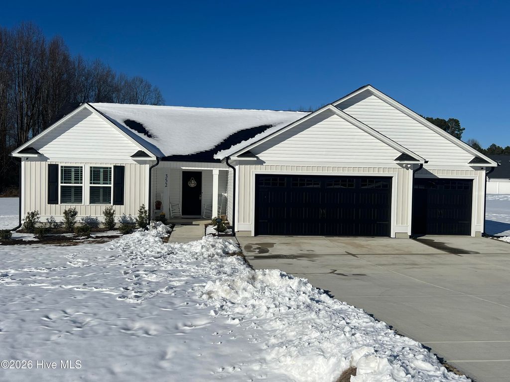 Photo of 352 Earnest Way, Kenly, NC 27542 (MLS # 100552541)