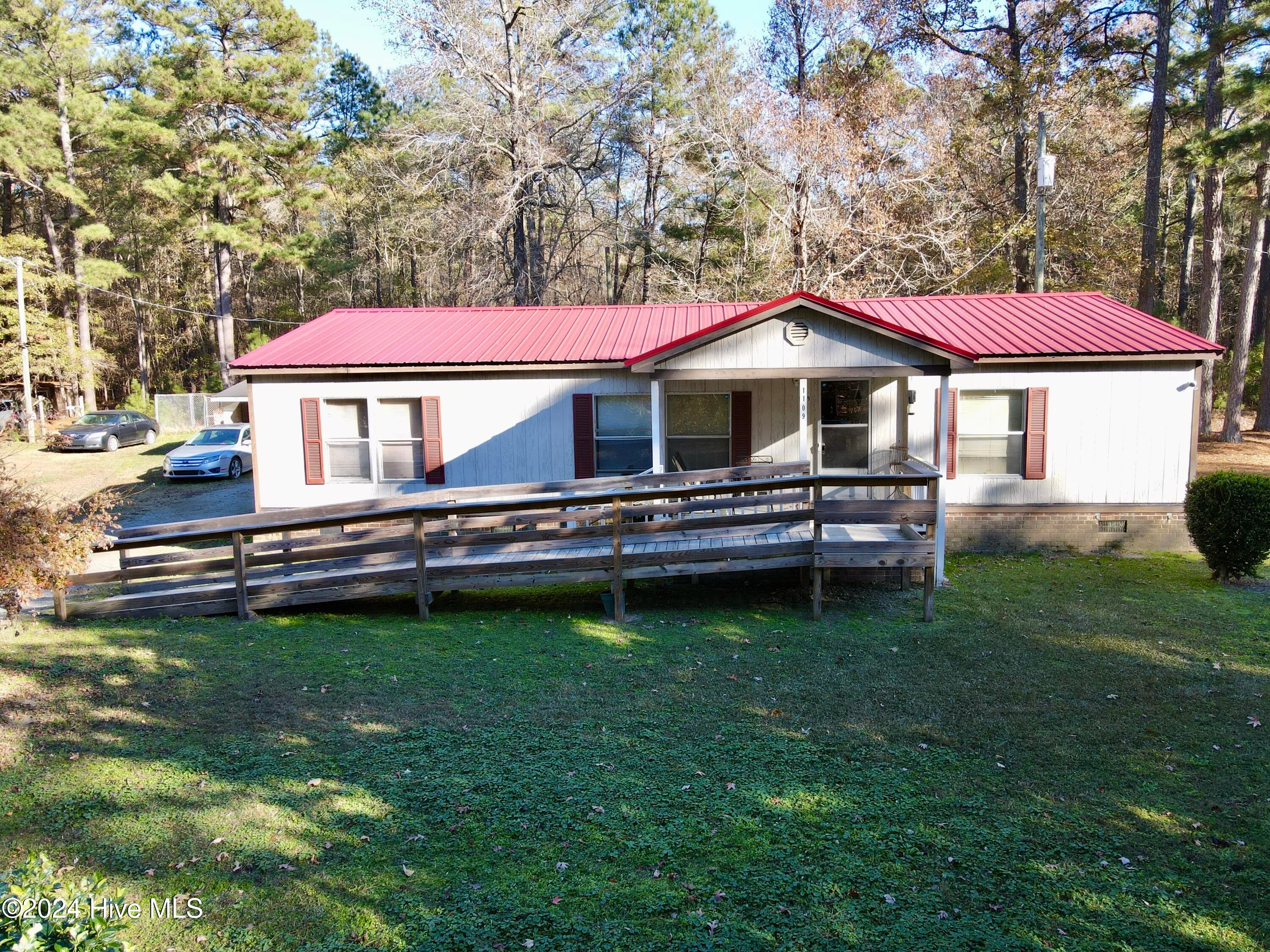 1109 Beegee Lane