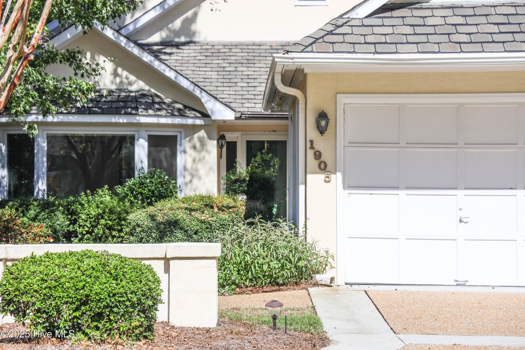 Photo of 1905 Staunton Court, Wilmington, NC 28405 (MLS # 100535071)