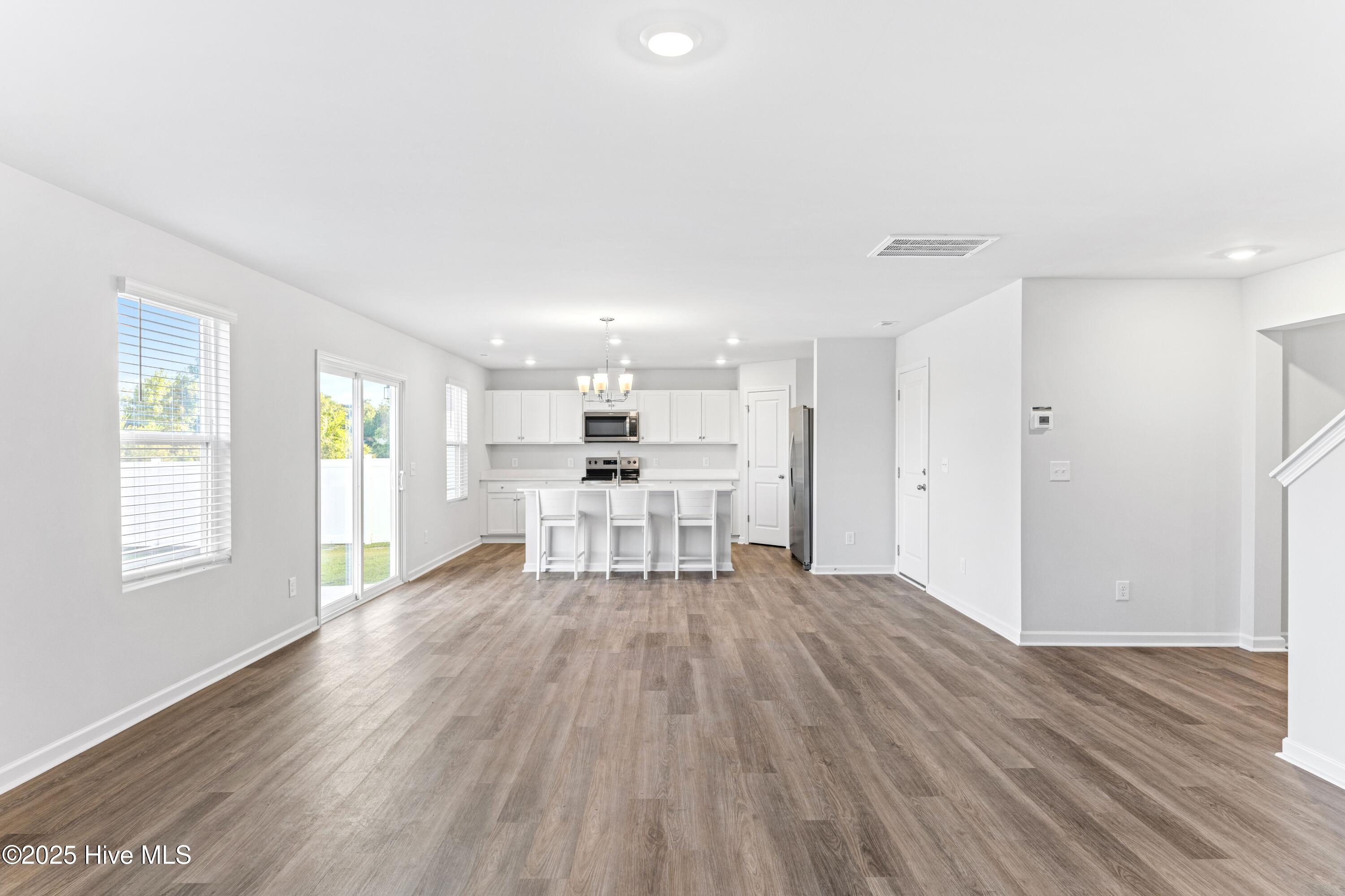 624 S Squires Run Lane S