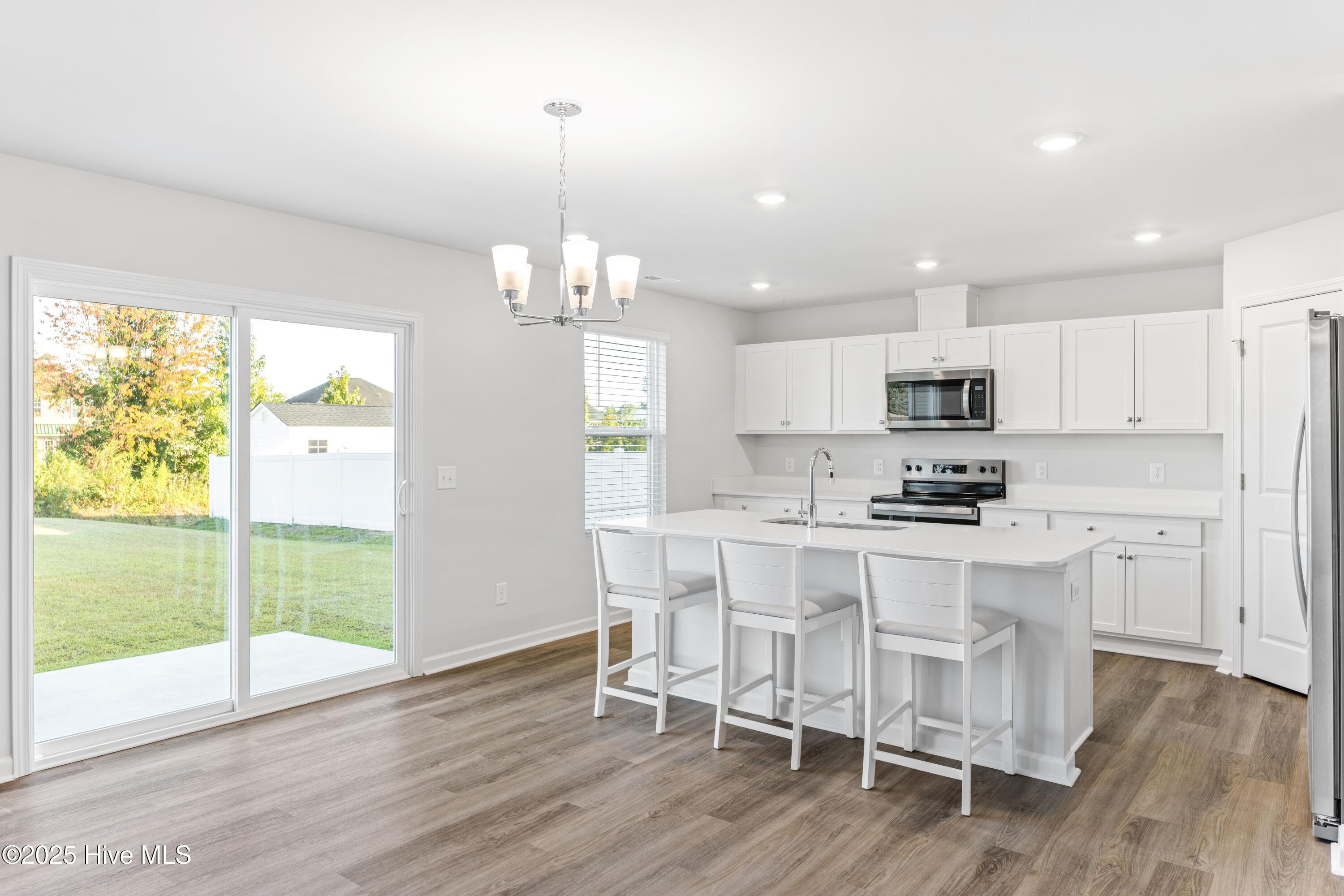 624 S Squires Run Lane S