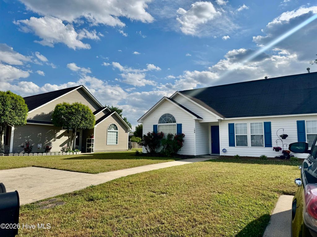Photo of 108 Iron Creek Commons, Washington, NC 27889 (MLS # 100569486)