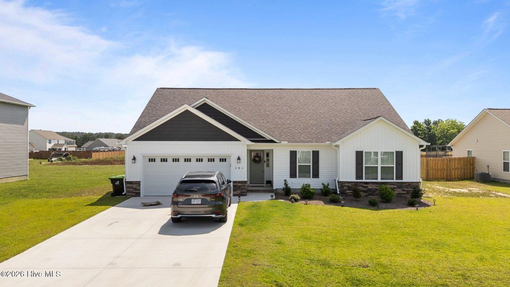 Photo of 204 Harvest Boulevard, Havelock, NC 28532 (MLS # 100557106)