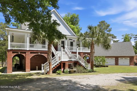 2525 Highway 58 Swansboro NC 28584