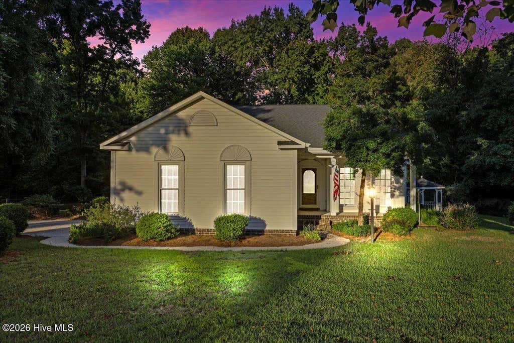 Photo of 114 Farnsworth Drive, Goldsboro, NC 27530 (MLS # 100583910)