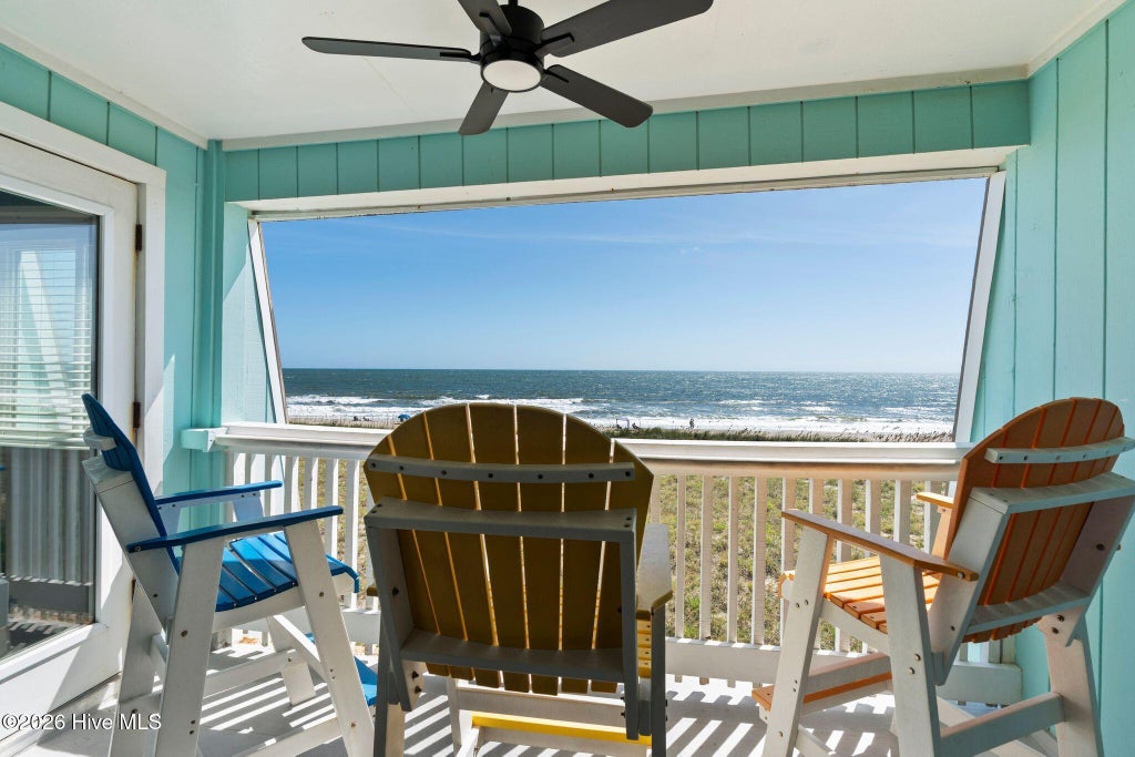 Photo of 918 Carolina Beach Avenue N #Apt 3e, Carolina Beach, NC 28428 (MLS # 100604661)